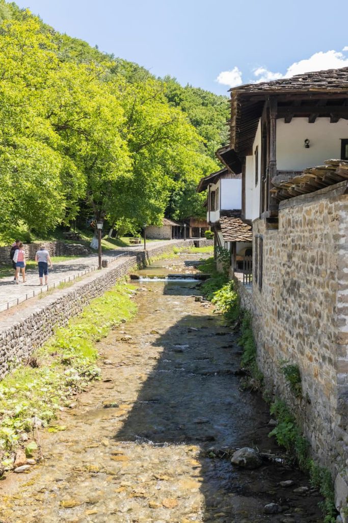 Rasiglia, Italy: A Fast & Smart Guide to the Enchanting Village of Water Rasiglia